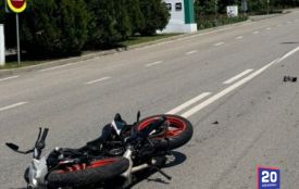 У Клембівці 14-річна дівчина на мотоциклі зіткнулася з Audi