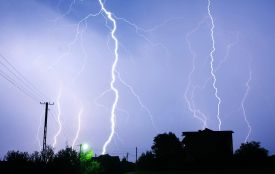 На Вінниччину суне циклон: коли впаде температура та почнуться грози