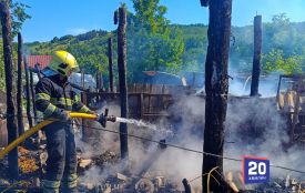 Через коротке замикання на Вінниччині загорілися два гаражі