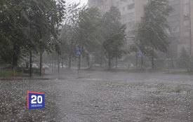 Штормове попередження на Вінниччині: коли чекати гроз, граду і сильного вітру