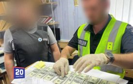 $1000 авансу за фальшивий техпаспорт: посадовцю БТІ загрожує ув'язнення