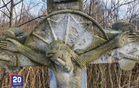 У Дзигівці є некрополь із хрестами, яким понад 150 років
