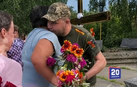 Понад чотири роки у полоні — до Вахнівки повернувся бойовий медик Олександр Задоєнко