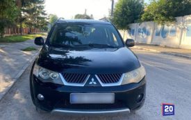 Mitsubishi збив чоловіка під час маневру у Широкій Греблі