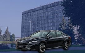 Мерія Вінниці хоче Toyota Camry майже за 2 мільйони гривень. Навіщо?