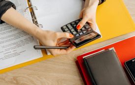 Вітайте зі святом бухгалтерів та аудиторів. Історія, прикмети й іменини 16 липня