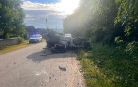 У Шаргороді Mercedes вилетів у паркан і перекинувся. Ще дві ДТП сталися на Вінниччині