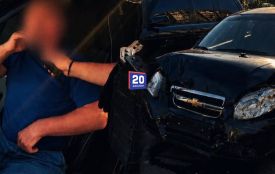 П'яний водій тікав від патрульних і врізався в авто на світлофорі