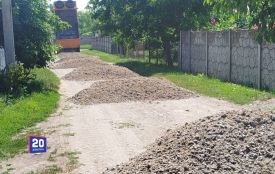 Дороги без асфальту приводять до ладу у Вінницькій громаді