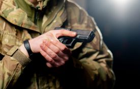 Одноразова грошова допомога у випадку смерті військовослужбовця від рук побратима: яку суму можна отримати?