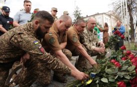 «Цей біль не стихає з часом»: у Вінниці вшанували пам’ять загиблих у російському полоні Захисників
