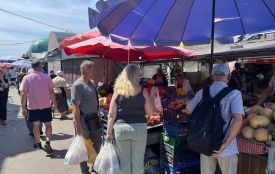 Літо у банці: які ціни на продукти для консервації на Привокзальному ринку у Вінниці