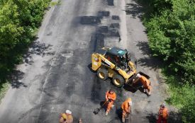 У 15 громадах Вінниччини активно ремонтували дороги. Що вже зробили
