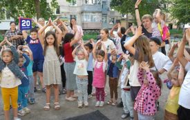 У Вінниці знову вчать сортувати сміття — зібрали п'ять кілограм батарейок