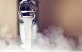 У Вінниці майже на дві доби відключать гарячу воду. Які будинки у списку