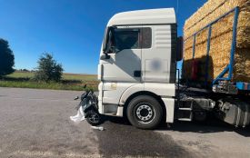 В Ободівці вантажівка насмерть збила жінку на мопеді. Ще дві аварії сталися в області