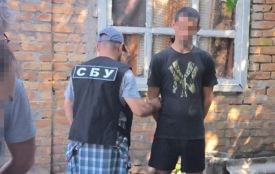 Взяли під варту зрадника, який за десять тисяч зливав росіянам координати українських військових