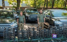 Чотири позашляховики та 200 FPV передали у 120-ту бригаду