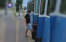 По 60 годин громадських робіт: у Вінниці покарали пранкерів, які блокували рух трамвая № 6