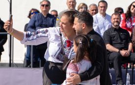 Президент вручив відзнаку «Майбутнє України» дев’ятирічній вінничанці, яка врятувала братів із пожежі
