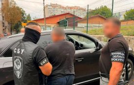 Хотіли заробити $17 500 на незаконному виїзді до Молдови. У Вінниці затримали організаторів оборудки