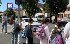 На Шимка з’явився новий світлофор: як він змінить рух біля ліцею