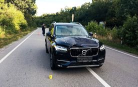 Раптово вибіг на дорогу перед Volvo: на Вінниччині травмувався 24-річний чоловік