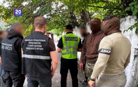 Обіцяли перевести сина до тилу за $6000: мати повірила і віддала першу тисячу