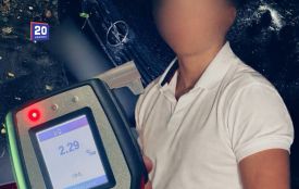 П’яний водій врізався одразу у дві припарковані автівки у Вінниці