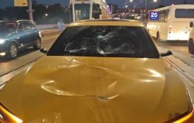 На мосту у Вінниці чоловіка збили два авто. Особу загиблого встановлює поліція