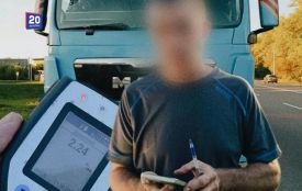 Водій вантажівки мав 2,24 проміле. Його зупинили на трасі