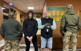 Їхали з Вінниччини, але спрацював Інтерпол: на кордоні виявили двох чехів