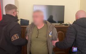 Військовий організував незаконний виїзд за кордон за $ 10 000
