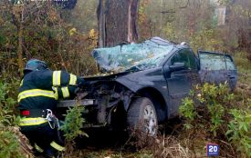 Двоє загиблих і двоє травмованих: подробиці автотрощі, що сталася біля Олексіївки