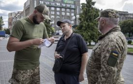 ТЦК більше не заберуть телефон і не посадять у «бусик»? Адвокатка коментує новий наказ