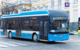 Трамваї, тролейбуси й автобуси курсуватимуть довше. Коли запрацюють нові графіки?