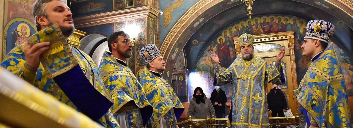Що всередині Спасо-Преображенського собору, який став першим у Помісній церкві