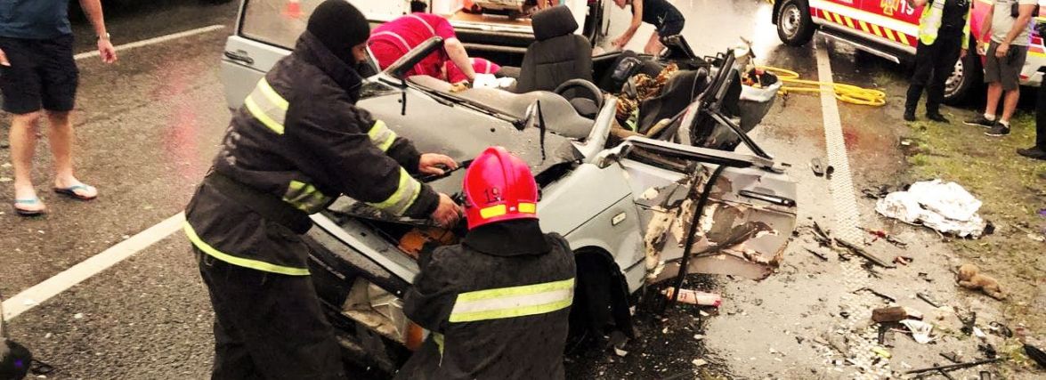 Понад тисяча аварій і десятки загиблих з початку року: чи стало менше ДТП в області? (ІНФОГРАФІКА)