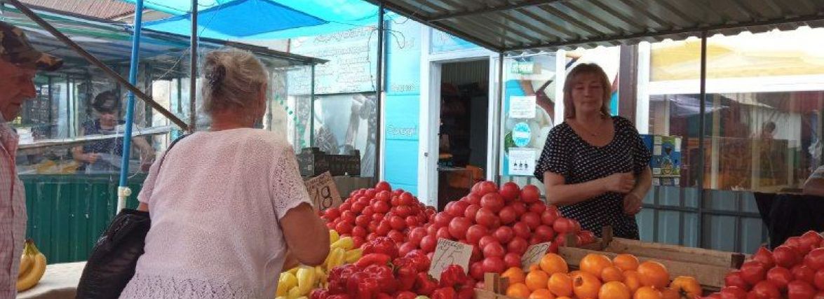 Що по чому, або яка вартість сезонних фруктів і овочів на вінницьких ринках