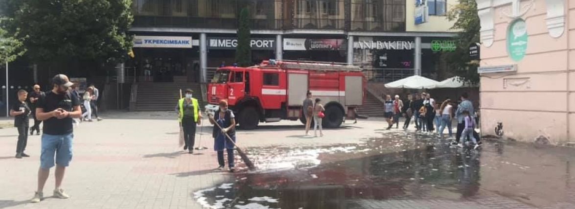 Пожежа в кафе «Vinnytsia Food Market» в центрі Вінниці. Що відомо?