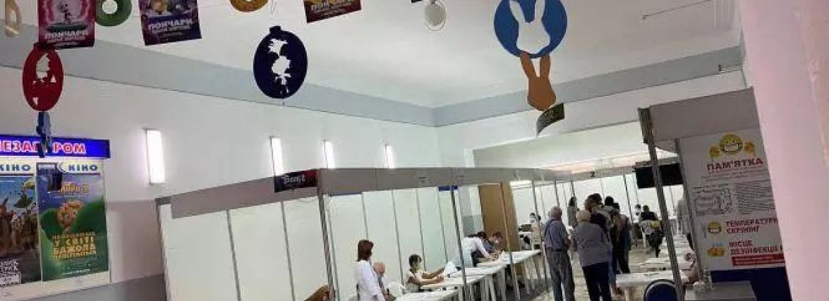 За чотири вихідні у Вінниці від COVID-19 вакцинувалися понад тисячу людей