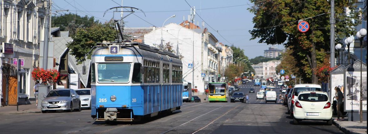 Від Універмагу до «Південного Бугу». Як пропонують закрити колії для авто по всій Соборній