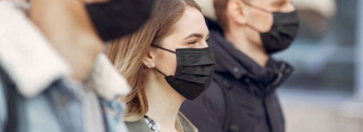 Понад дві тисячі. В Україні різко зросла кількість нових COVID-випадків