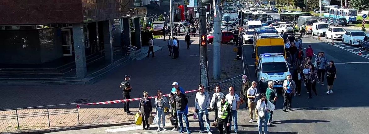 Повідомили про замінування Господарського суду. На Пирогова утворився затор