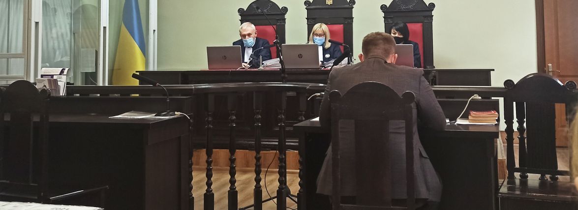 Суд виніс вирок листоноші, який набрав продуктів на 60 тисяч гривень