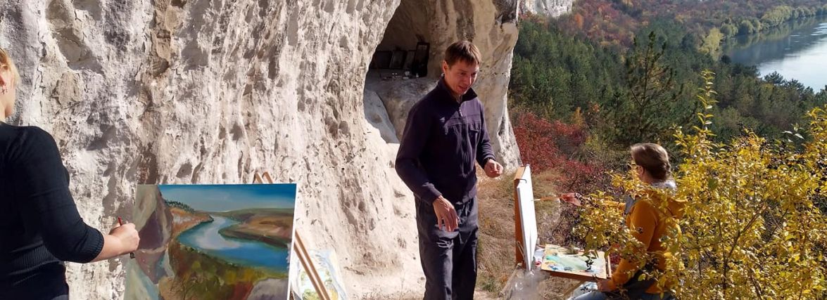 «Ми лізли, наче скалелази…». Перший пленер художників в Оксанівських печерах