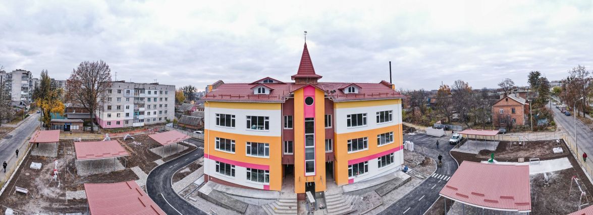 Новий садочок «Бджілка» на вулиці Зерова. Стало відомо, коли запрацює заклад