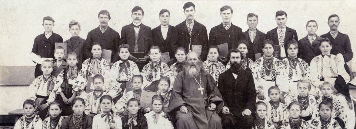 Що про минуле Ялтушків і Підлісних Ялтушків розкажуть світлини й дослідники краєзнавчого музею