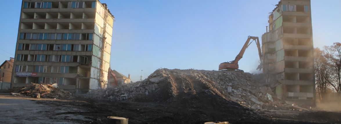 Не залишилося майже нічого: у Вінниці закінчують демонтувати «Південний Буг», але чи законно?