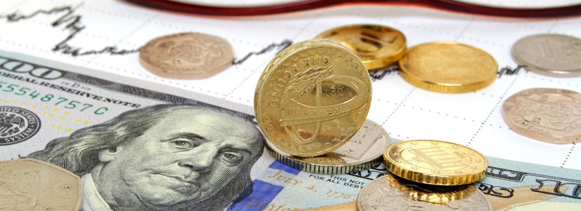 Прогноз щодо курсу гривні на початок 2022 року. Що буде з доларом?